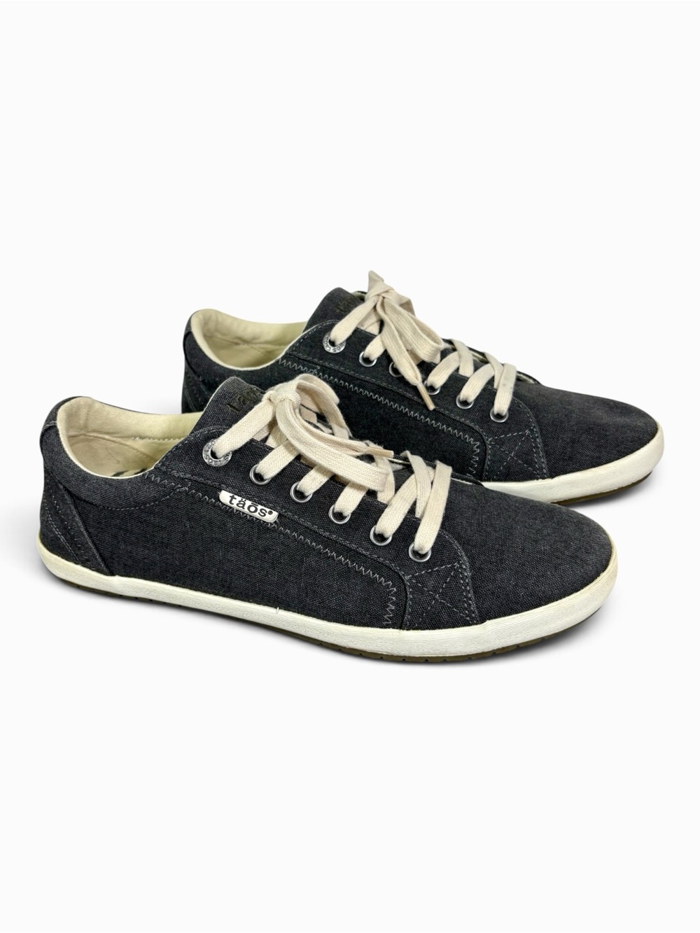 Taos Footwear Star Low-Top Sneakers in Charcoal and Cream- woman’s 10